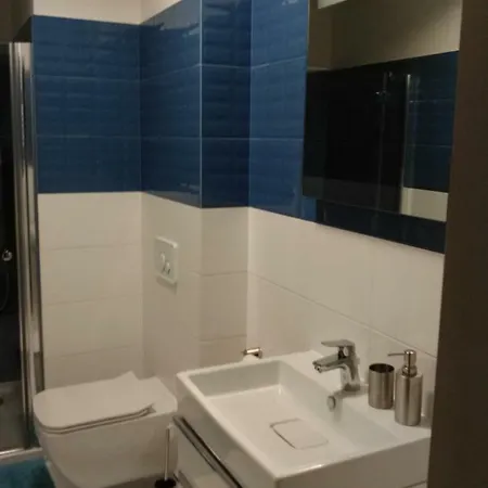 Niebieski W Kompleksie 5 Morz