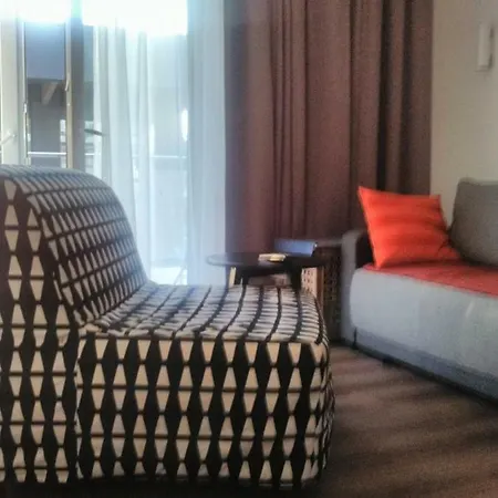 Niebieski W Kompleksie 5 Morz *